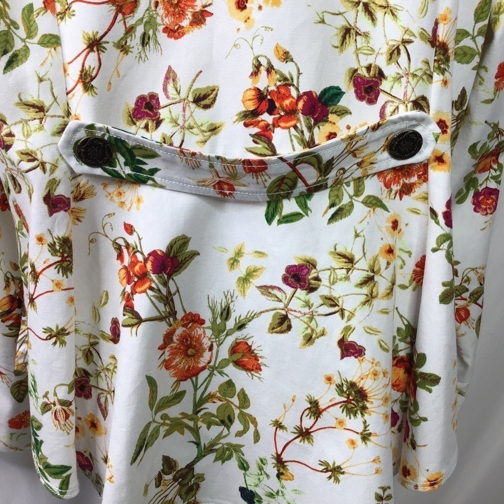 DISNEY Jacket Size XL Alice Looking Glass Atwood Floral Designer White - Picture 11 of 15